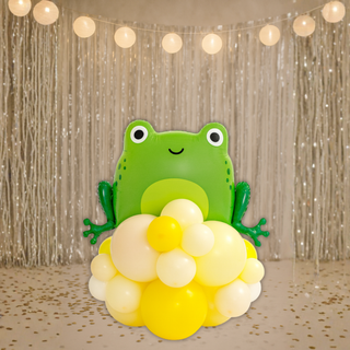 Frog Balloon Stack – Woodland Theme Balloon Display